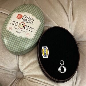 New in Box & Tin Fossil Silver initial Charm letter “O”